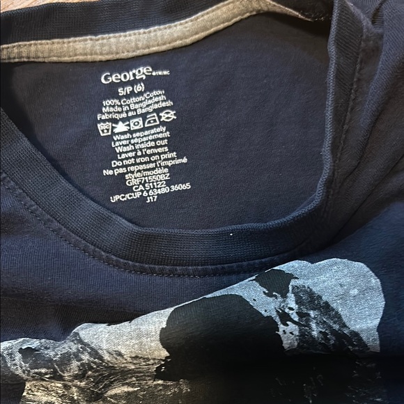 Blue Long Sleeve Tee with Nature Graphic - Picture 2 of 4